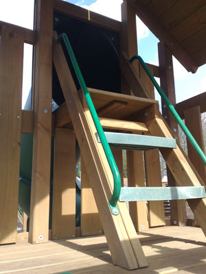 Creative Playthings Williamsburg with Playhouse Set 4